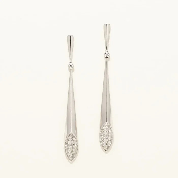 Diamond Dangle Earrings in 14kt White Gold (1/4ct tw)
