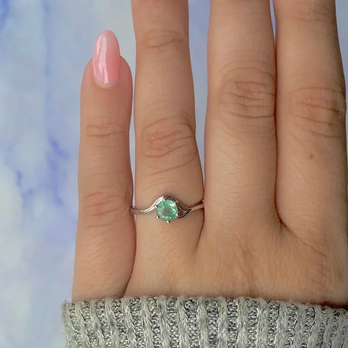 Green Kyanite Ring-(KYN-SR-04-G.)