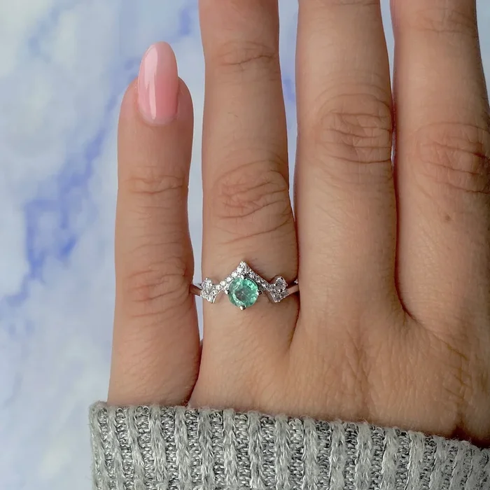 Green Kyanite Ring-(KYN-SR-2296-G.)
