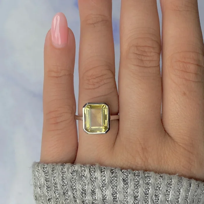 Lemon Quartz Ring-(LEM-SR-1927.)