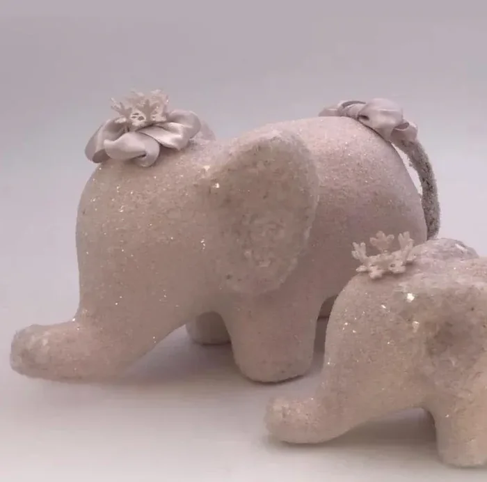 Mama Elephant – Blush