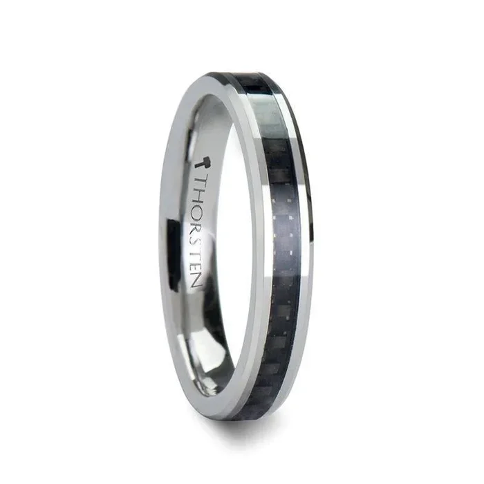 MAXIMA Beveled Tungsten Carbide Ring with Black Carbon Fiber Inlay – 4mm & 6mm