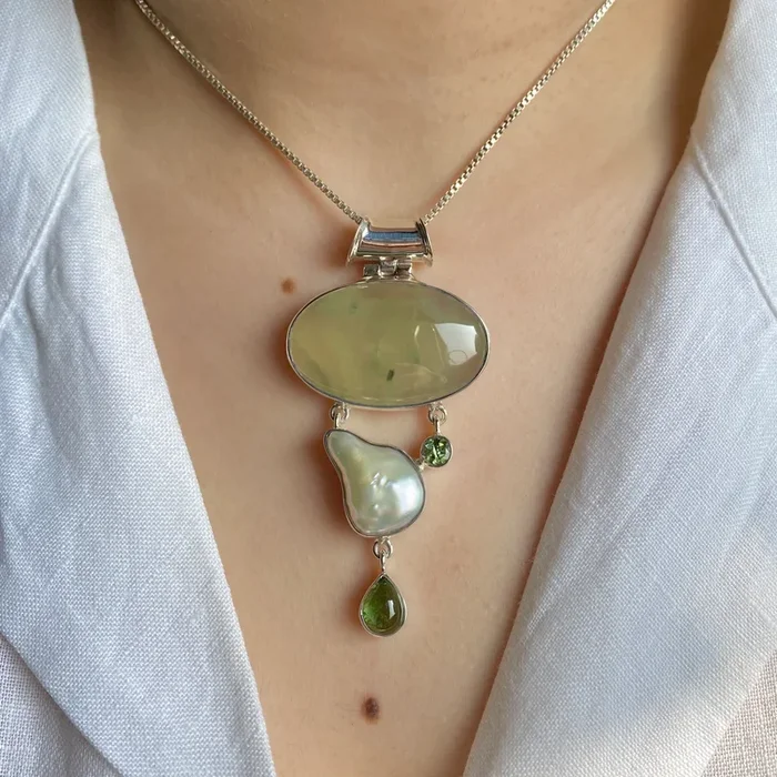 Prehnite Pendant-(PRN-P-47.)