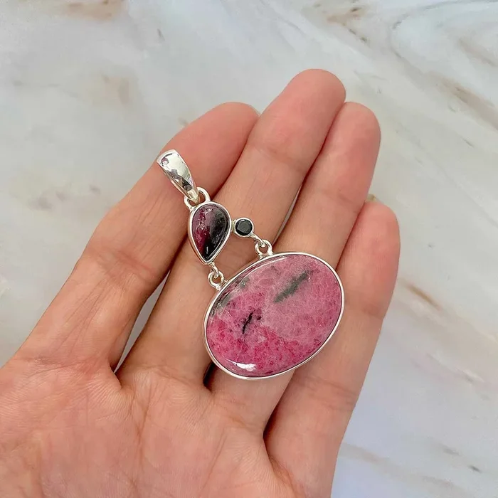 Rhodonite Pendant-(RDN-P-53.)